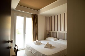 Minibar, in-room safe, desk, soundproofing