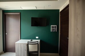 Minibar, in-room safe, desk, soundproofing