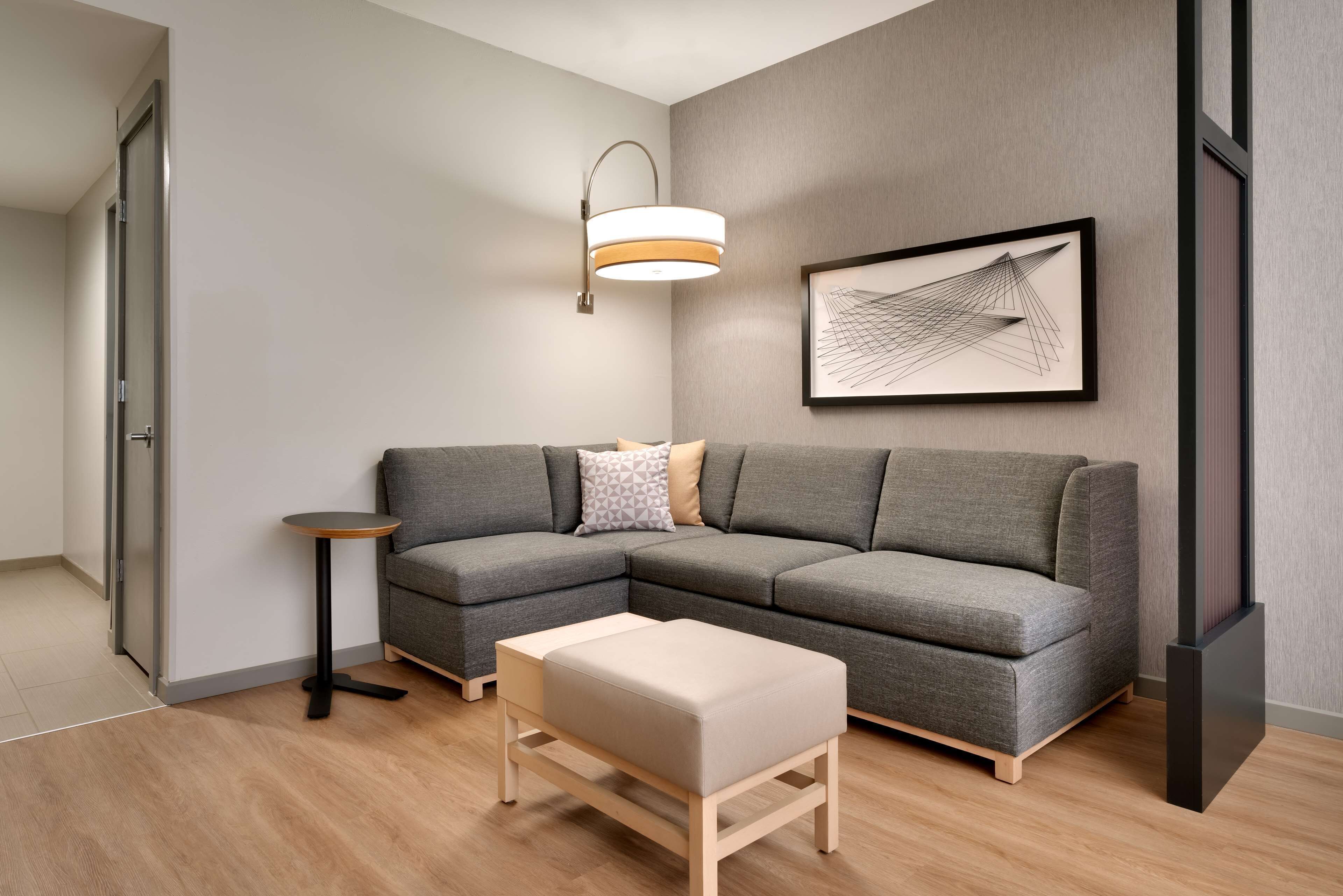 1 bedroom, premium bedding, in-room safe, desk