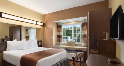 Microtel Inn & Suites by Wyndham Carrollton