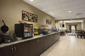 Free daily on-the-go breakfast - Microtel Inn & Suites by Wyndham Carrollton (Carrollton)