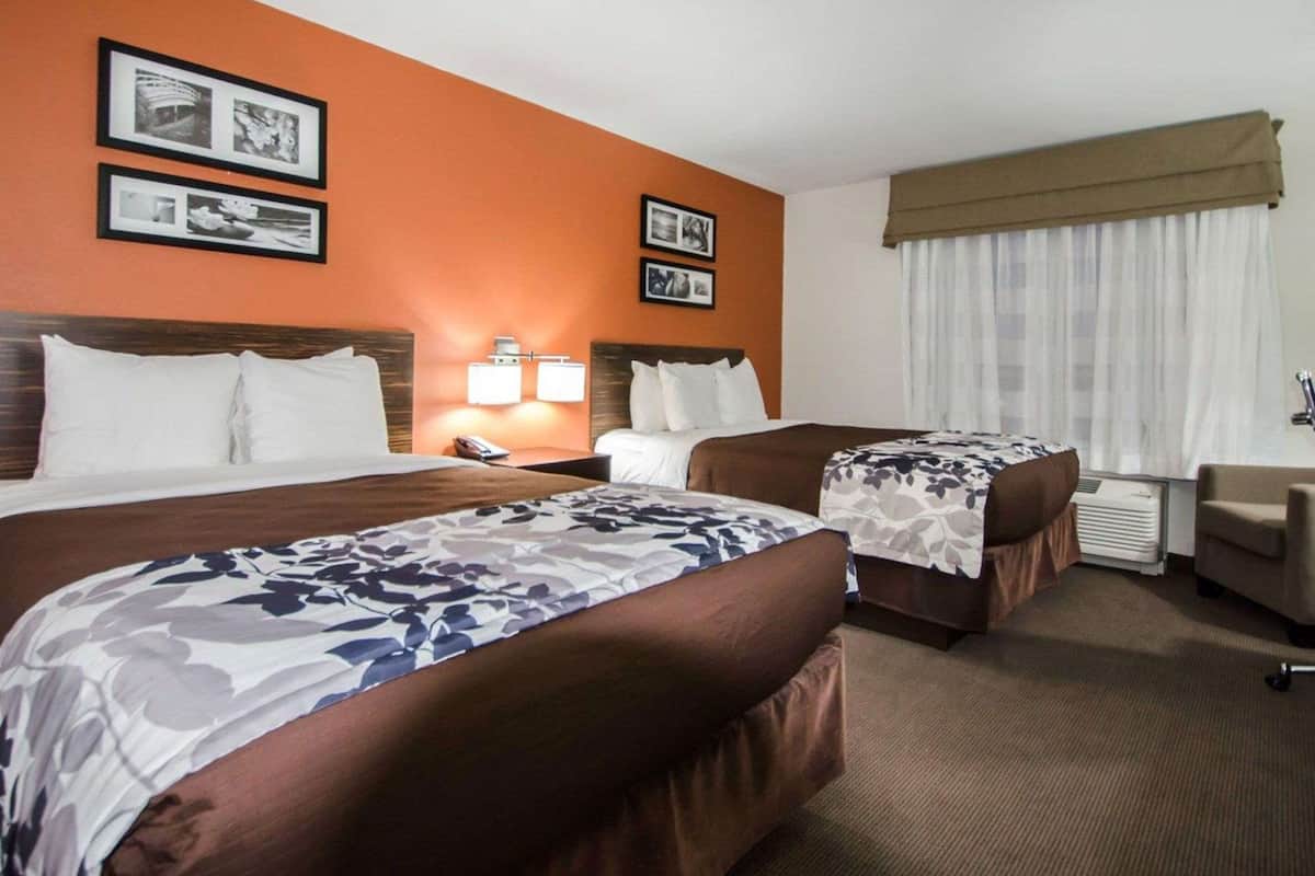 1 bedroom, in-room safe, desk, iron/ironing board