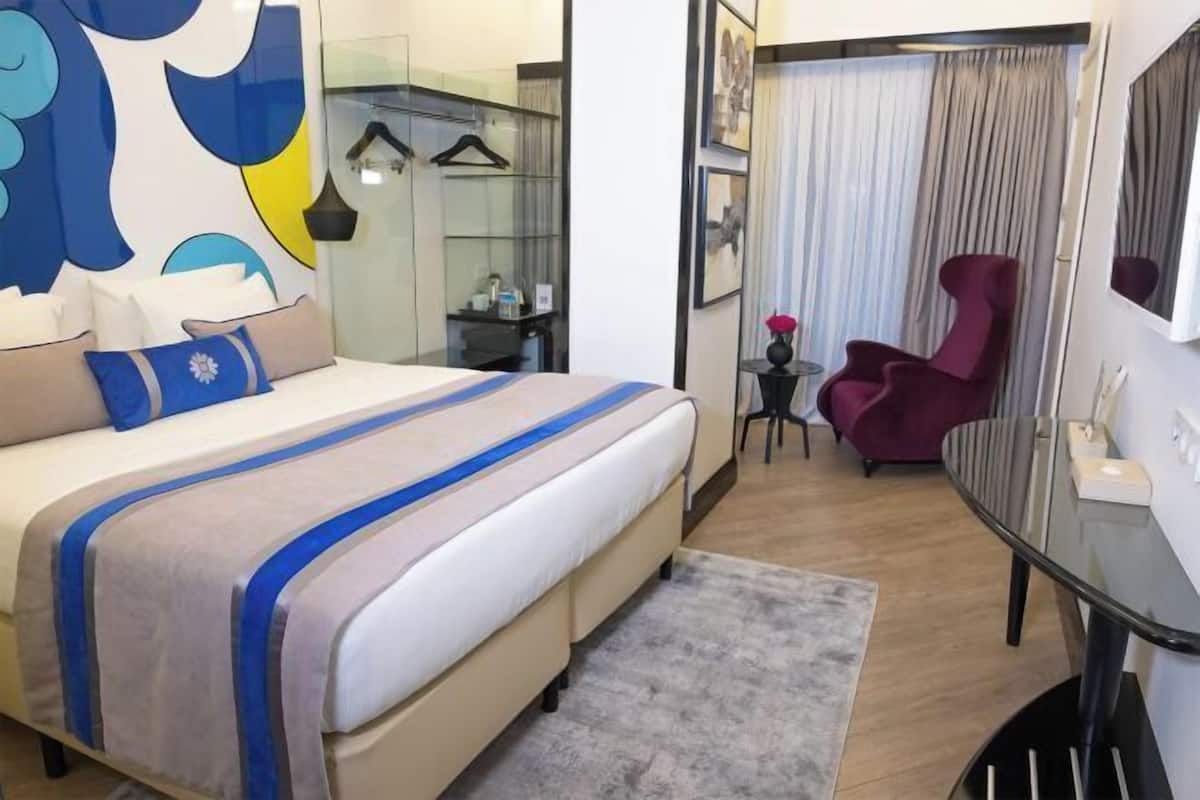 1 habitación, ropa de cama de alta calidad y minibar