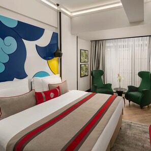 1 soverom, sengetøy av topp kvalitet, minibar og safe på rommet