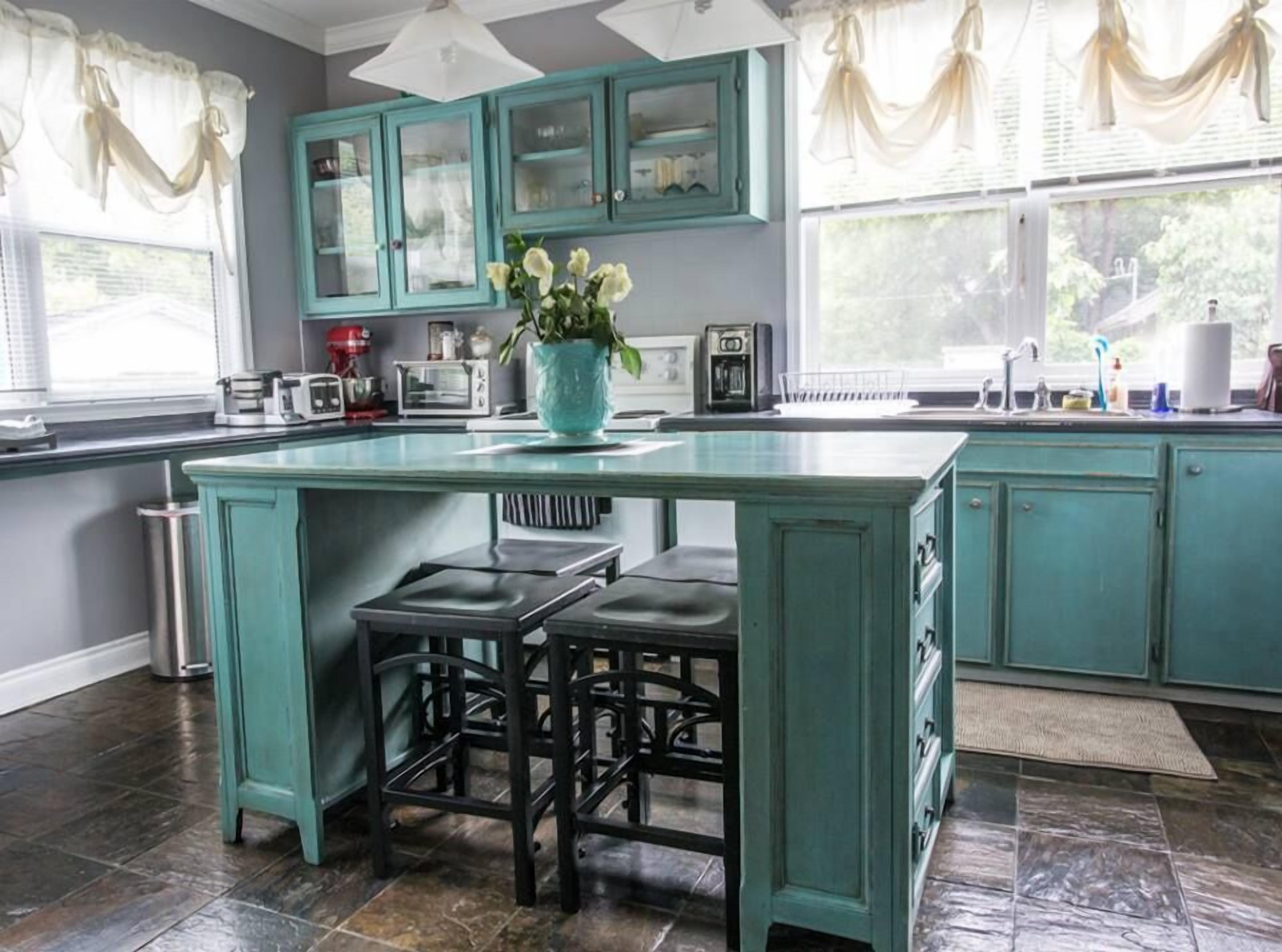 House, 3 Bedrooms | Private kitchen | Microwave, oven, stovetop, dishwasher