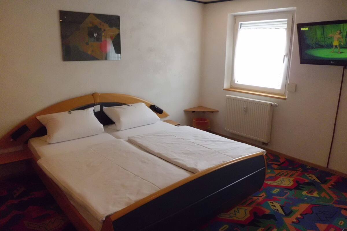 quadruple room | hypo-allergenic bedding, free wifi, bed sheets