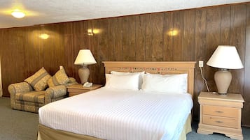 Suite estudio superior | 1 habitación, escritorio, tabla de planchar con plancha y wifi gratis