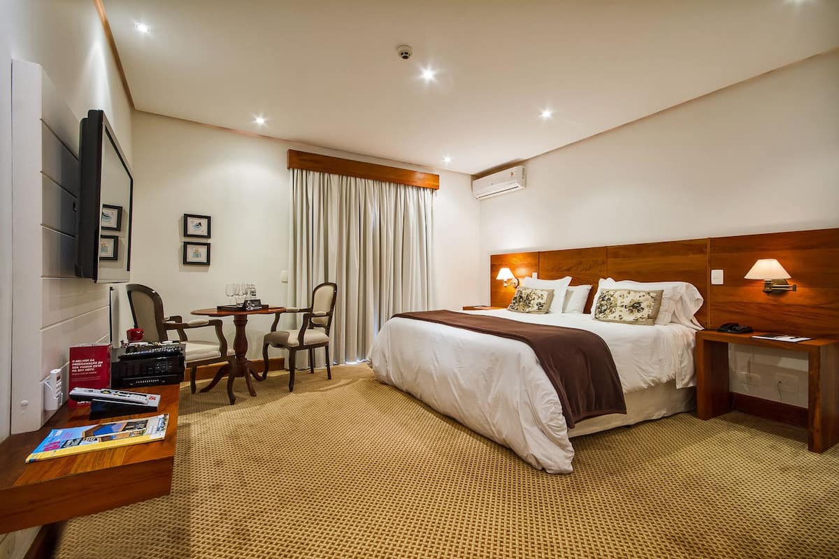 Minibar, in-room safe, individually furnished, blackout curtains