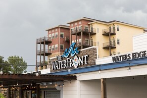 Exterior - Bridges Bay Resort (Arnolds Park)