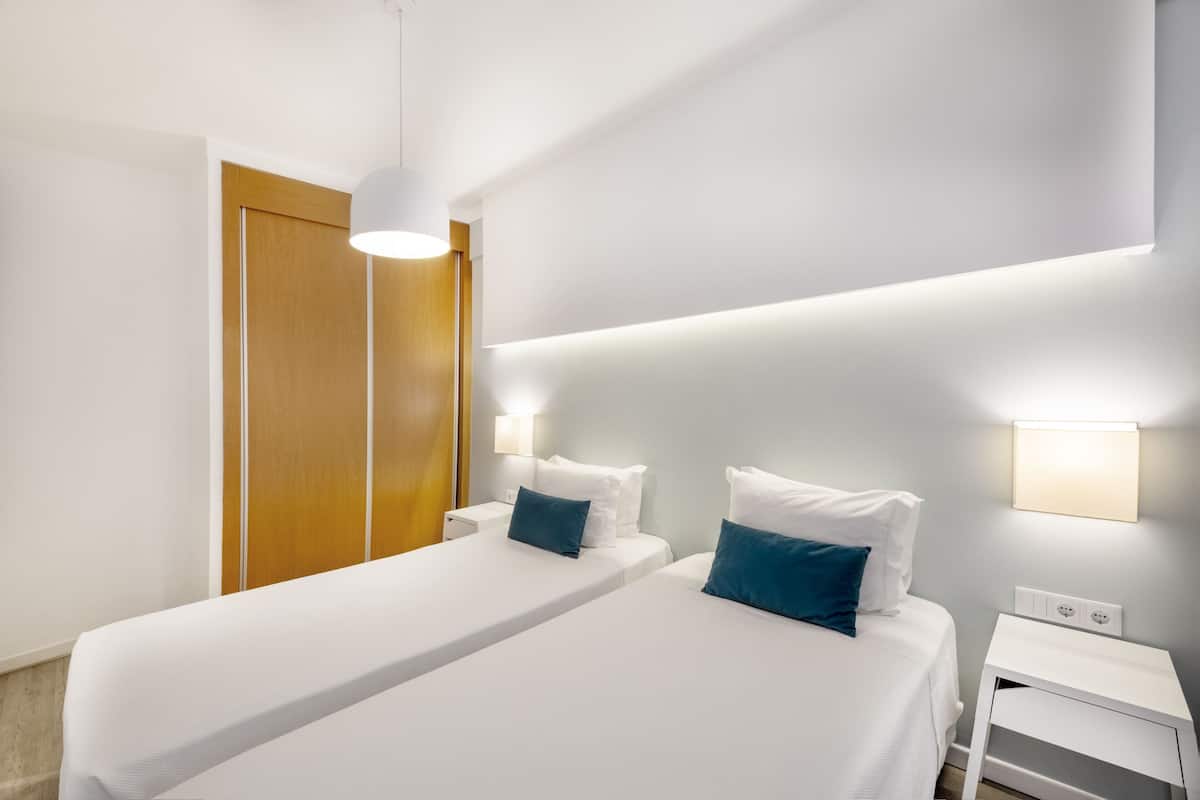 Appartement Premium, 1 chambre | Coffres-forts dans les chambres, ameublement personnalisé