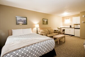 Desk, iron/ironing board, free WiFi, bed sheets