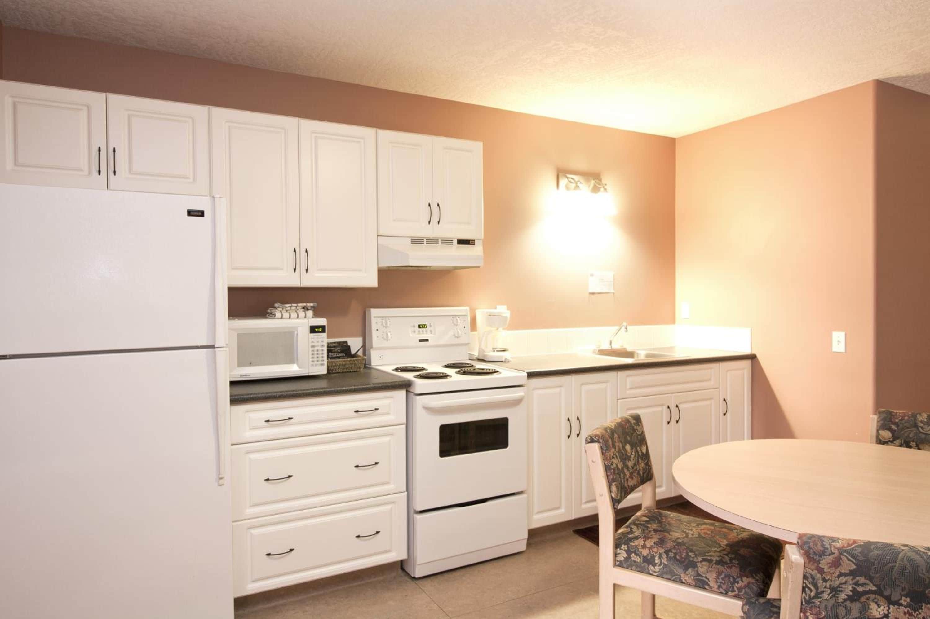 Photo - Bow River Inn