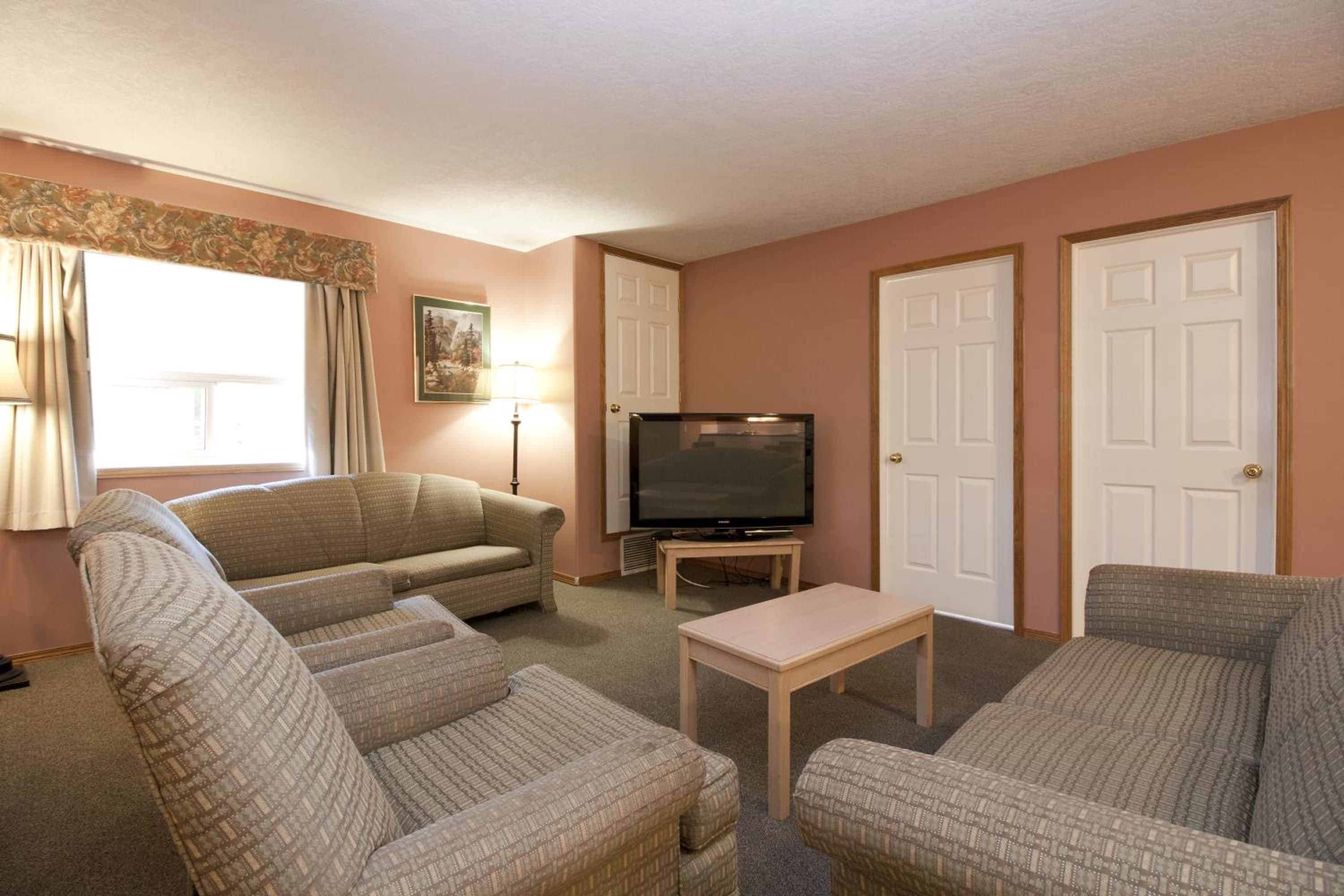 Photo - Bow River Inn
