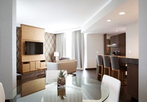 Presidential Suite, 1 King Bed | Living area