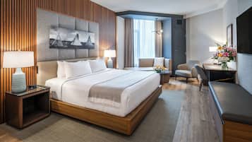 Deluxe Room, 1 King Bed | Premium bedding, pillowtop beds, minibar, in-room safe