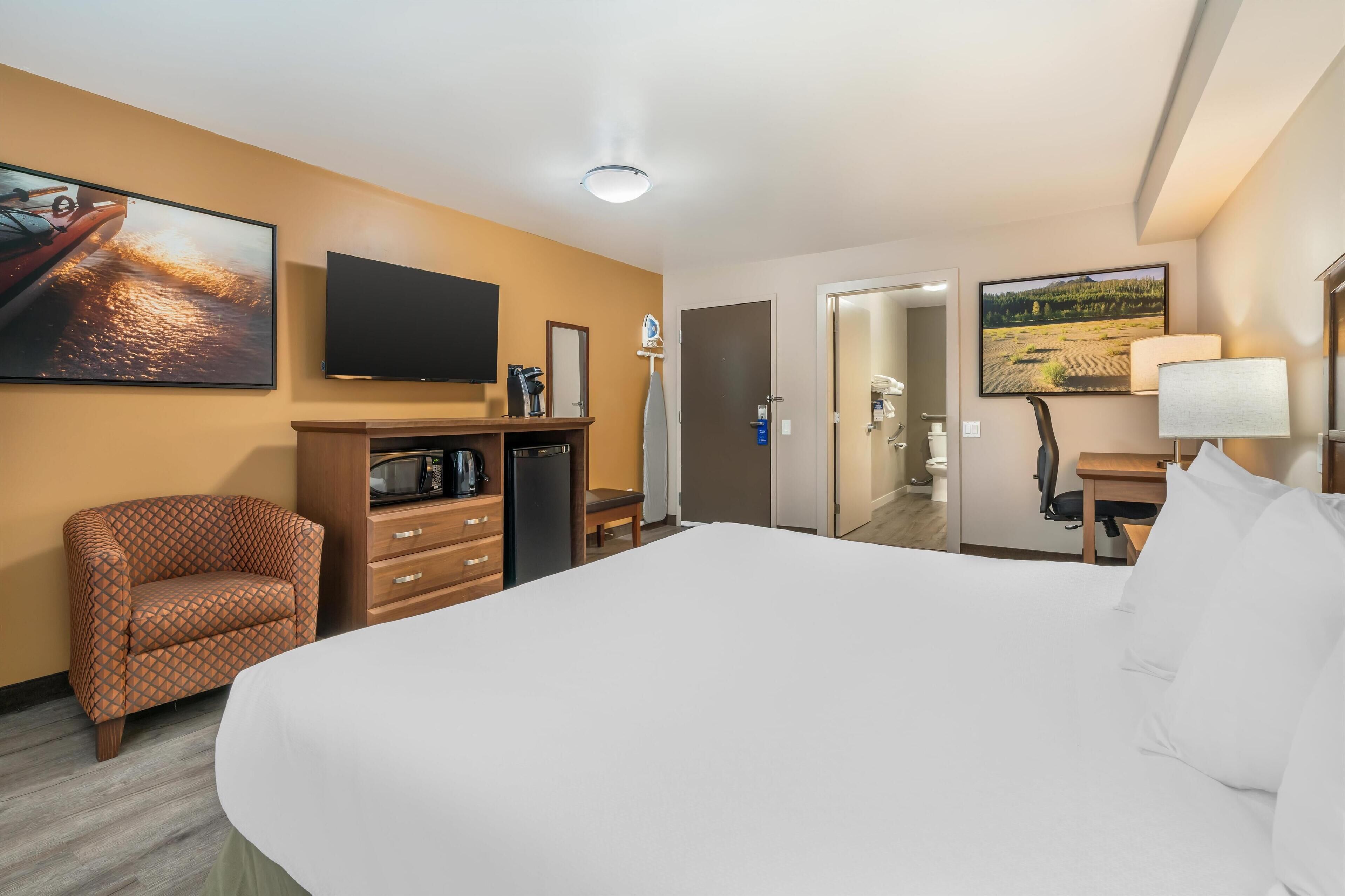 desk, laptop workspace, iron/ironing board, free cots/infant beds