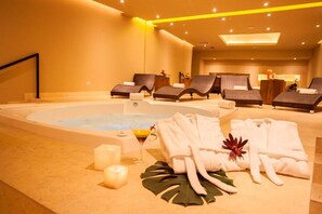 Couples treatment rooms, sauna, hot tub, steam room, body treatments - Movich Buró 26 (Bogotá)