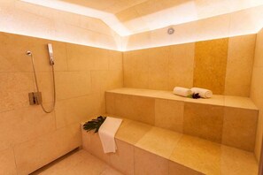 Couples treatment rooms, sauna, hot tub, steam room, body treatments - Movich Buró 26 (Bogotá)