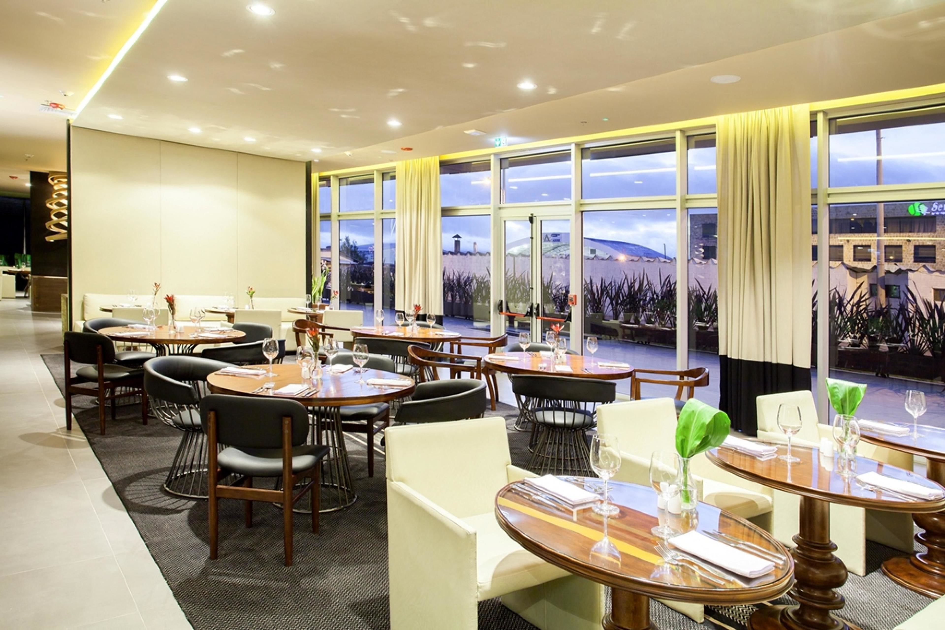 Colazione completa, servita tutte le mattine (42000 COP a persona) 