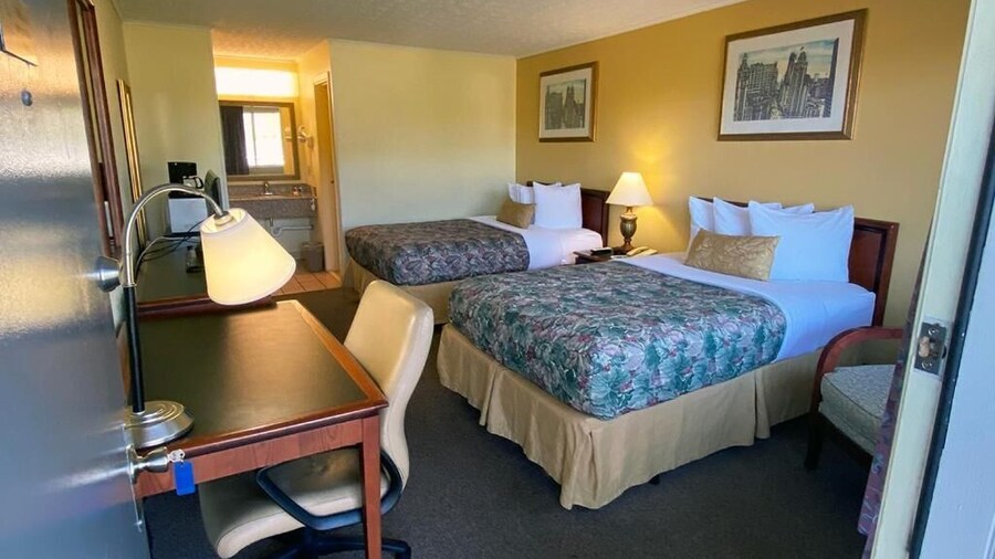 Lake Logan Inn Capital O Ohio