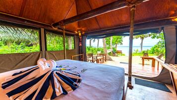 Habitación, 1 cama Queen size, frente al mar (Adi (Queen) Bure) | Ropa de cama