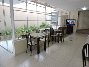 Free daily buffet breakfast - Pousada Terra Sul (Porto Alegre)