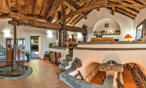 Lobby - Casale Poggio del Tiglio (Viagrande)