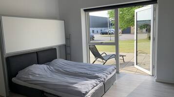 Studiolejlighed | Opholdsområde | Tv