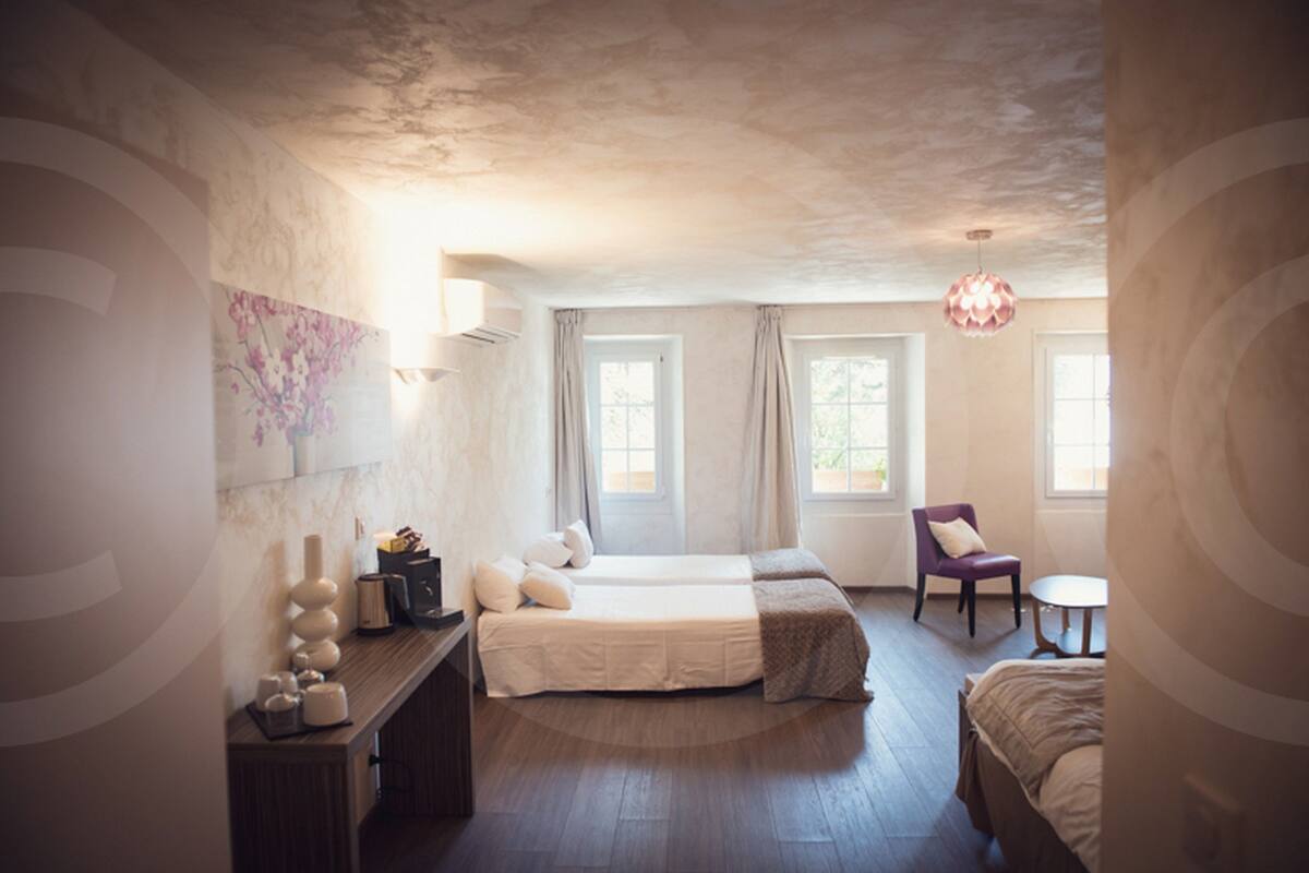 family suite | minibar, in-room safe, individually decorated, individually furnished