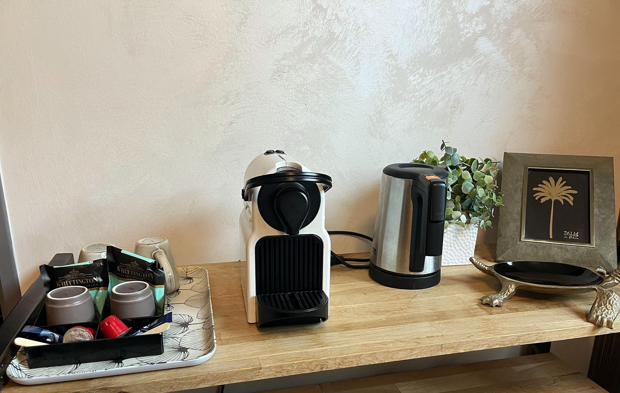 economy double or twin room | minibar, in-room safe, individually decorated, individually furnished