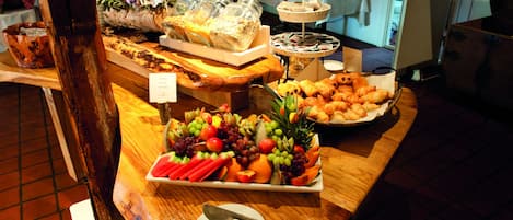 Gratis frukostbuffé varje dag