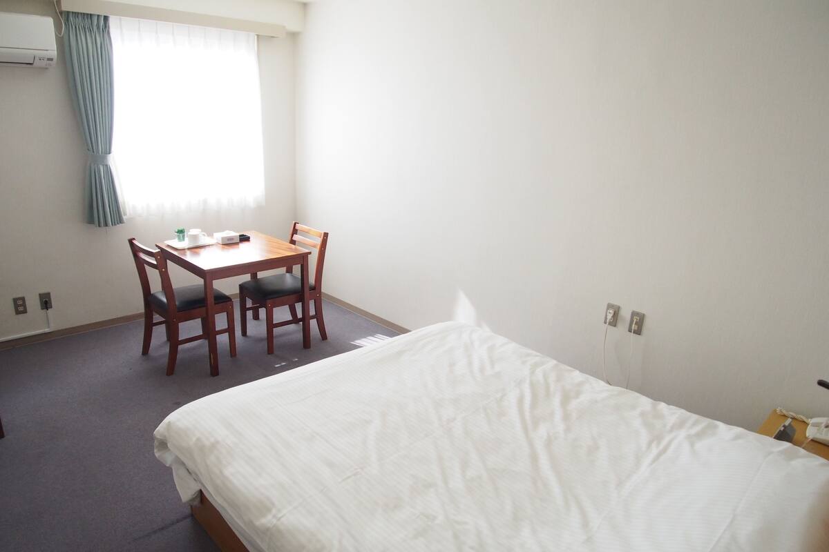 Chambre Double Ăconomique, fumeur