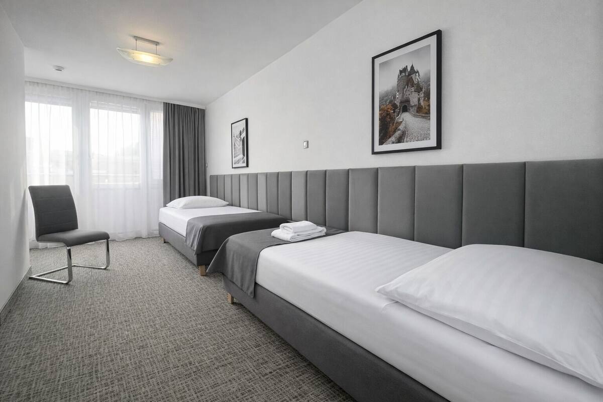 Standard Double Room | Desk, iron/ironing board, free WiFi, bed sheets