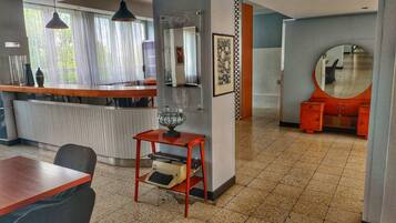 2 restaurants, Polish cuisine