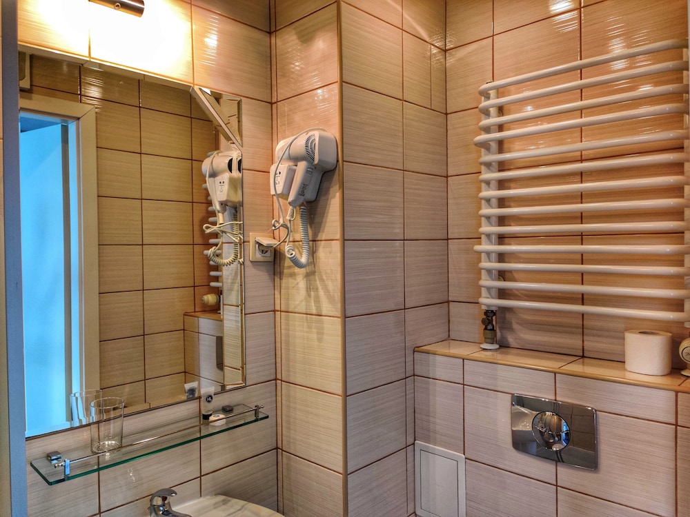 LOGOS Warszawa by null