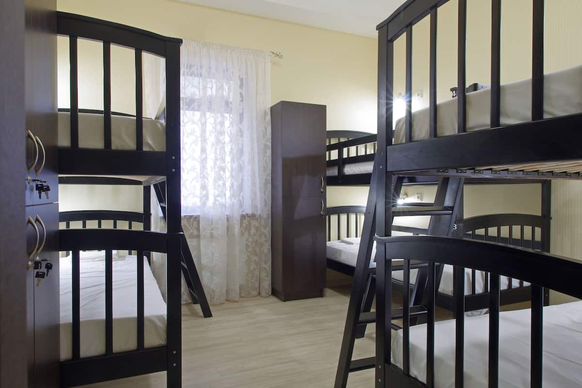 Shared Dormitory (for 6 people) | In-room safe, free WiFi