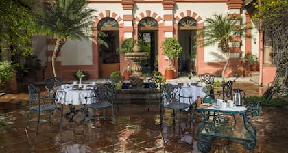 Mesón de Santa Elena Hotel Galeria