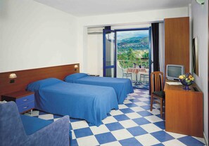 Minibar, in-room safe, soundproofing, cots/infant beds