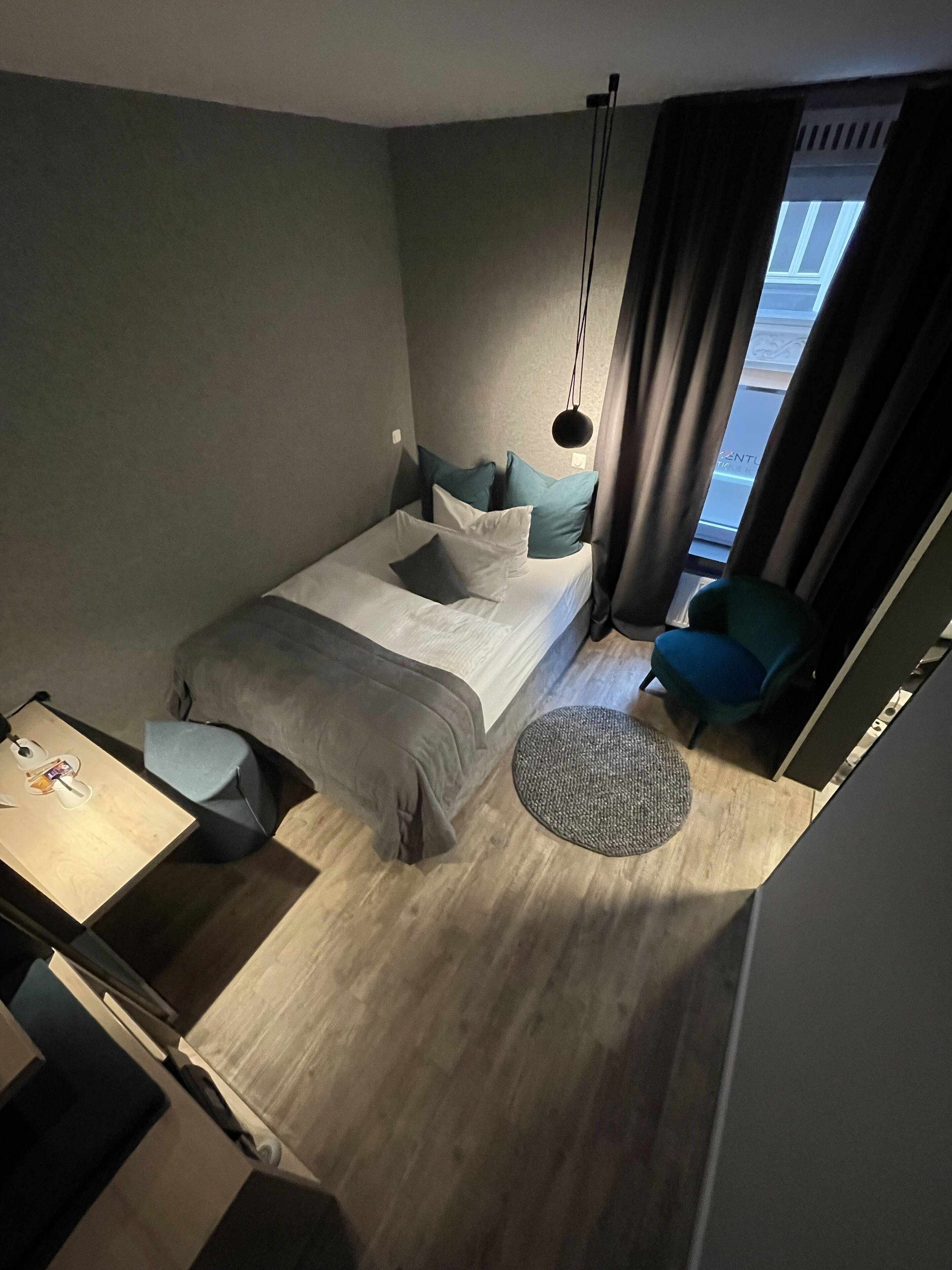 superior single room | hypo-allergenic bedding, minibar, in-room safe, individually decorated