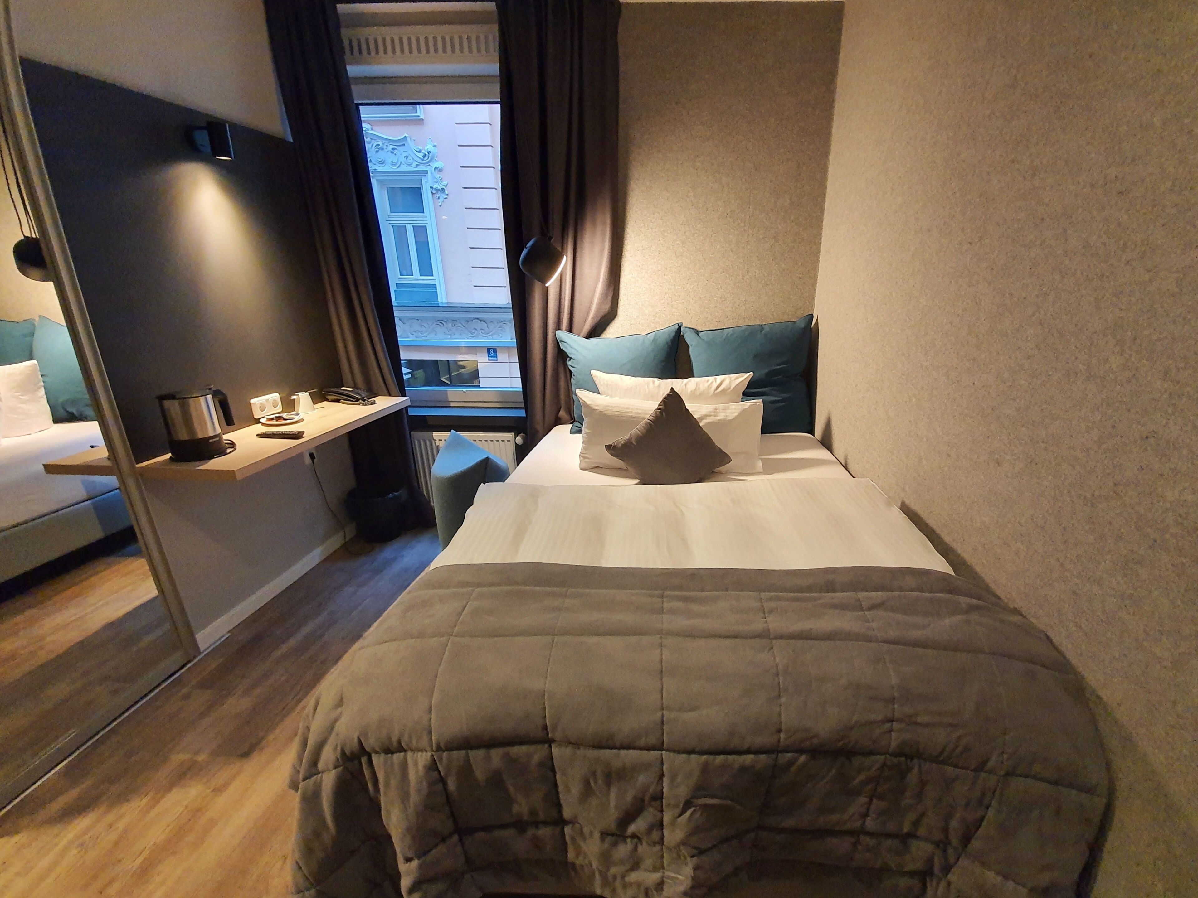 superior single room | hypo-allergenic bedding, minibar, in-room safe, individually decorated