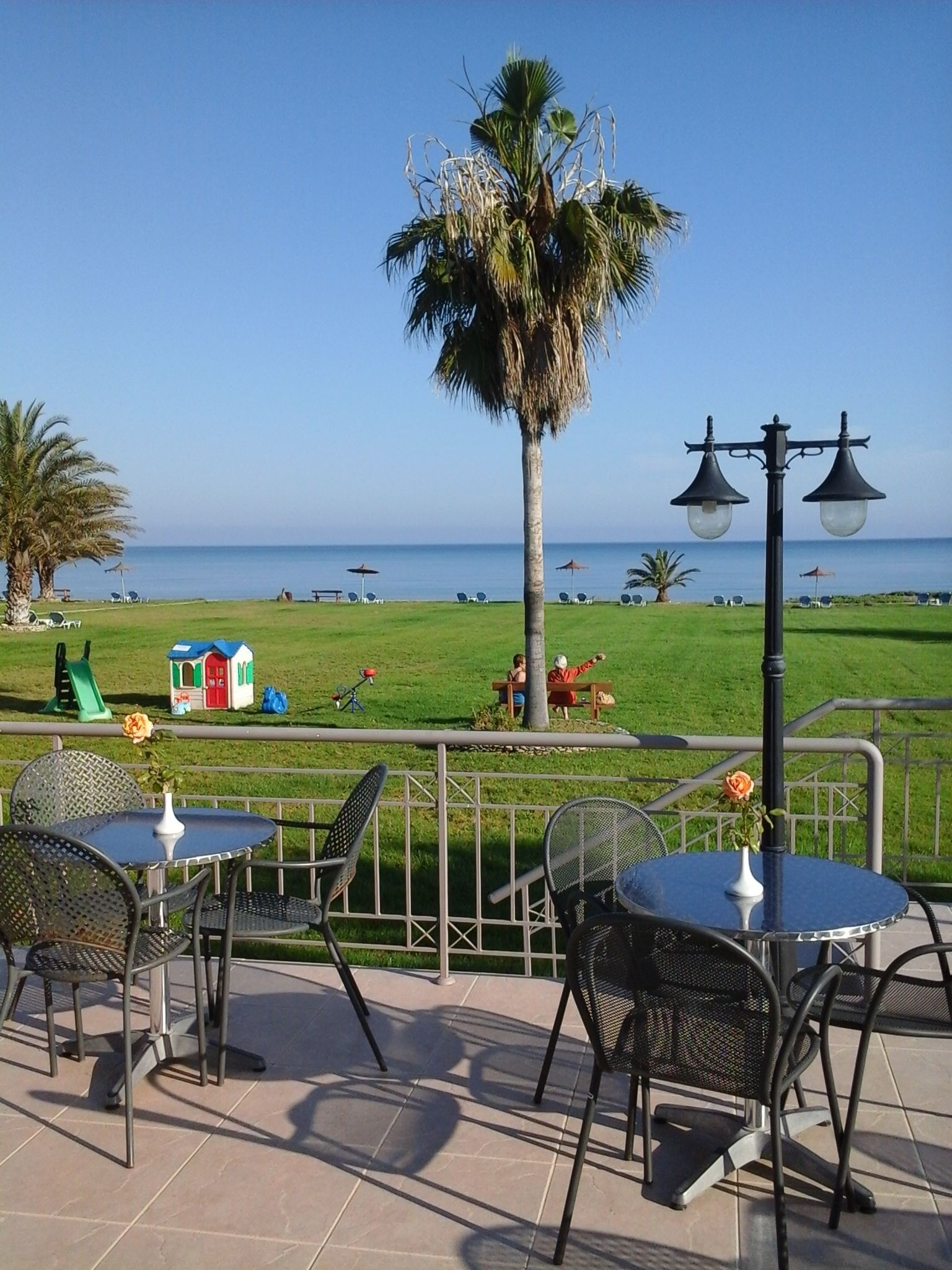 아침 식사, 점심 식사, 저녁 식사 제공, 지중해 요리