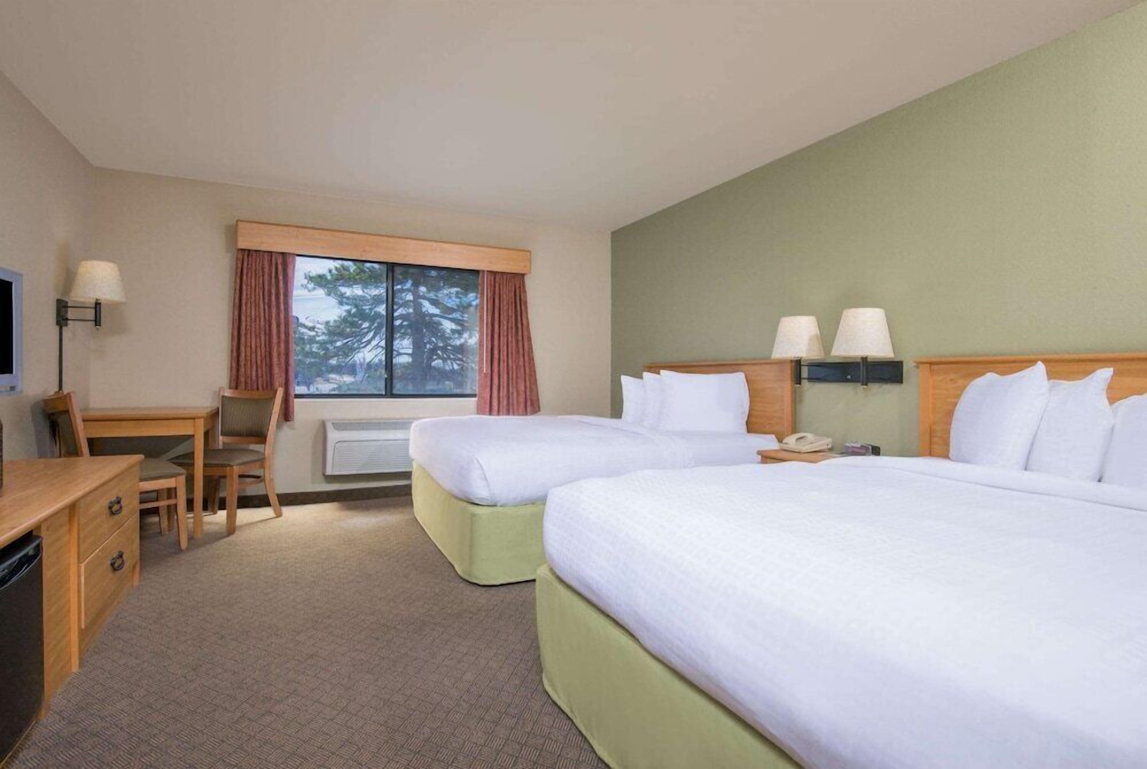 In-room safe, individually decorated, individually furnished, desk