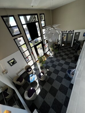 Lobby - Hôtel Inn Design & Restaurant Langres (Langres)