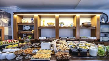 Desayuno buffet incluido los fines de semana