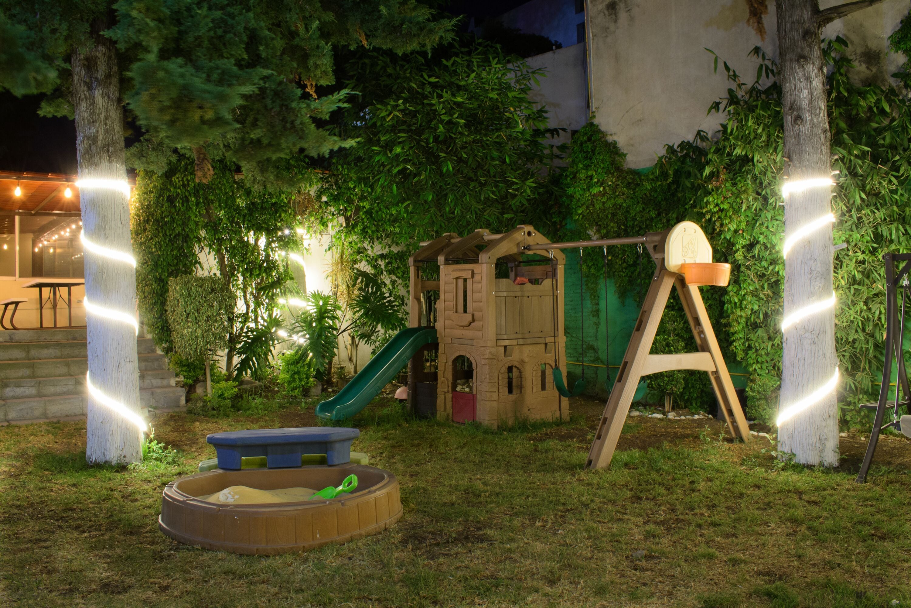 Children's play area - outdoor