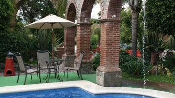 Alberca al aire libre