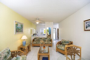 Fer et planche à repasser, lit parapluie, Wi-Fi gratuit