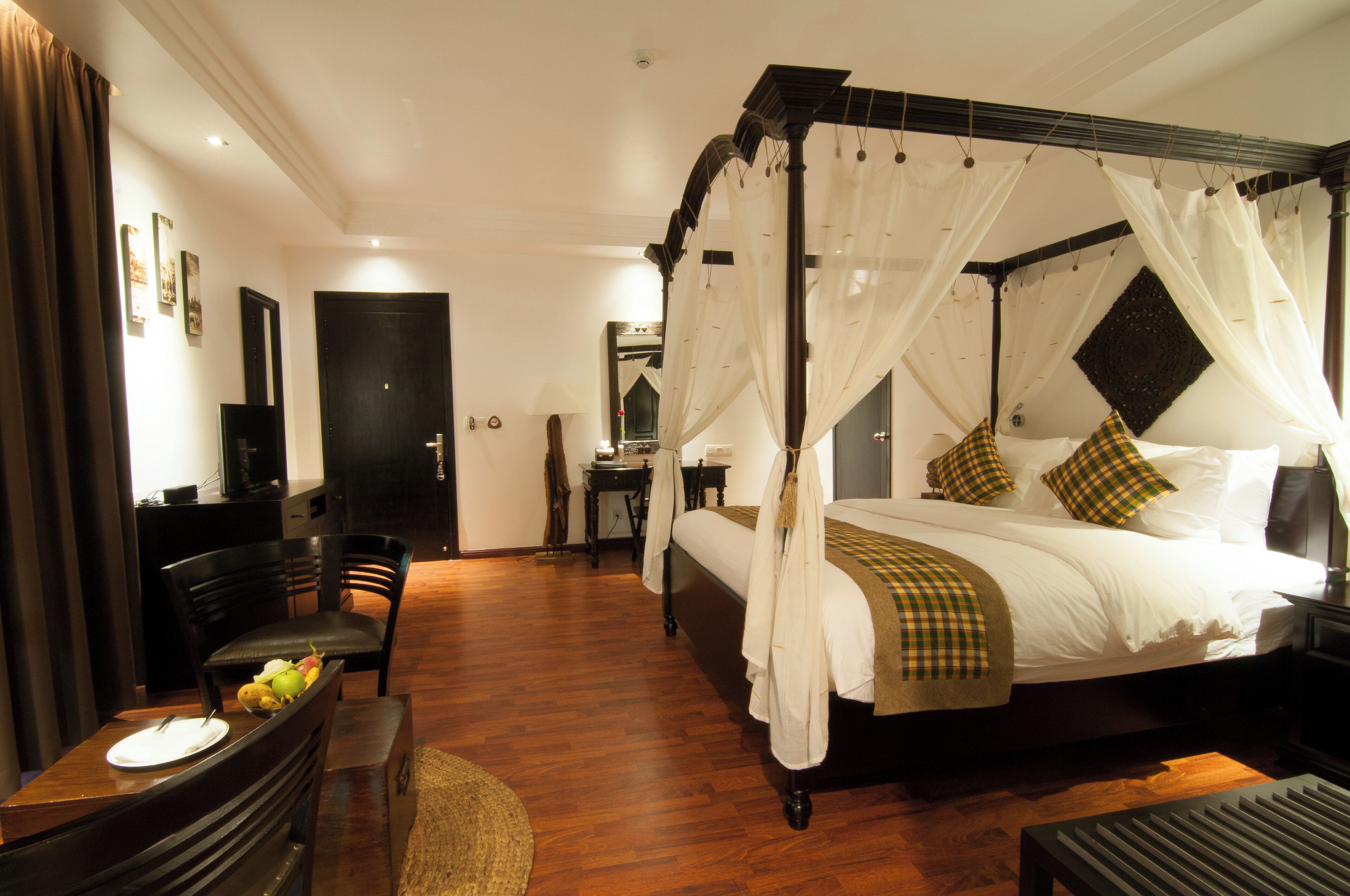 Pool View Suite Double Room | Egyptian cotton sheets, premium bedding, minibar, in-room safe