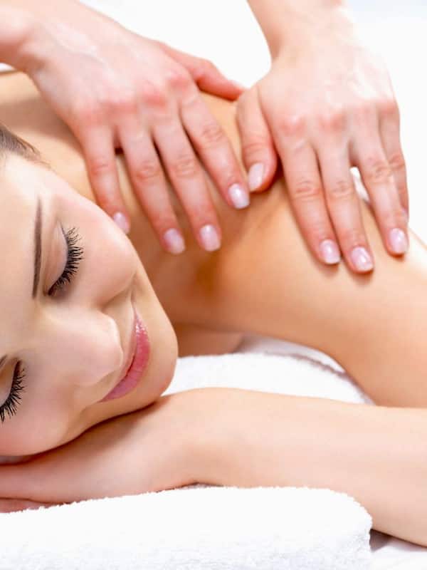 Hammam, gommages corporels, enveloppements détoxifiants, massages