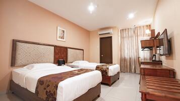 Desk, iron/ironing board, cots/infant beds, free WiFi